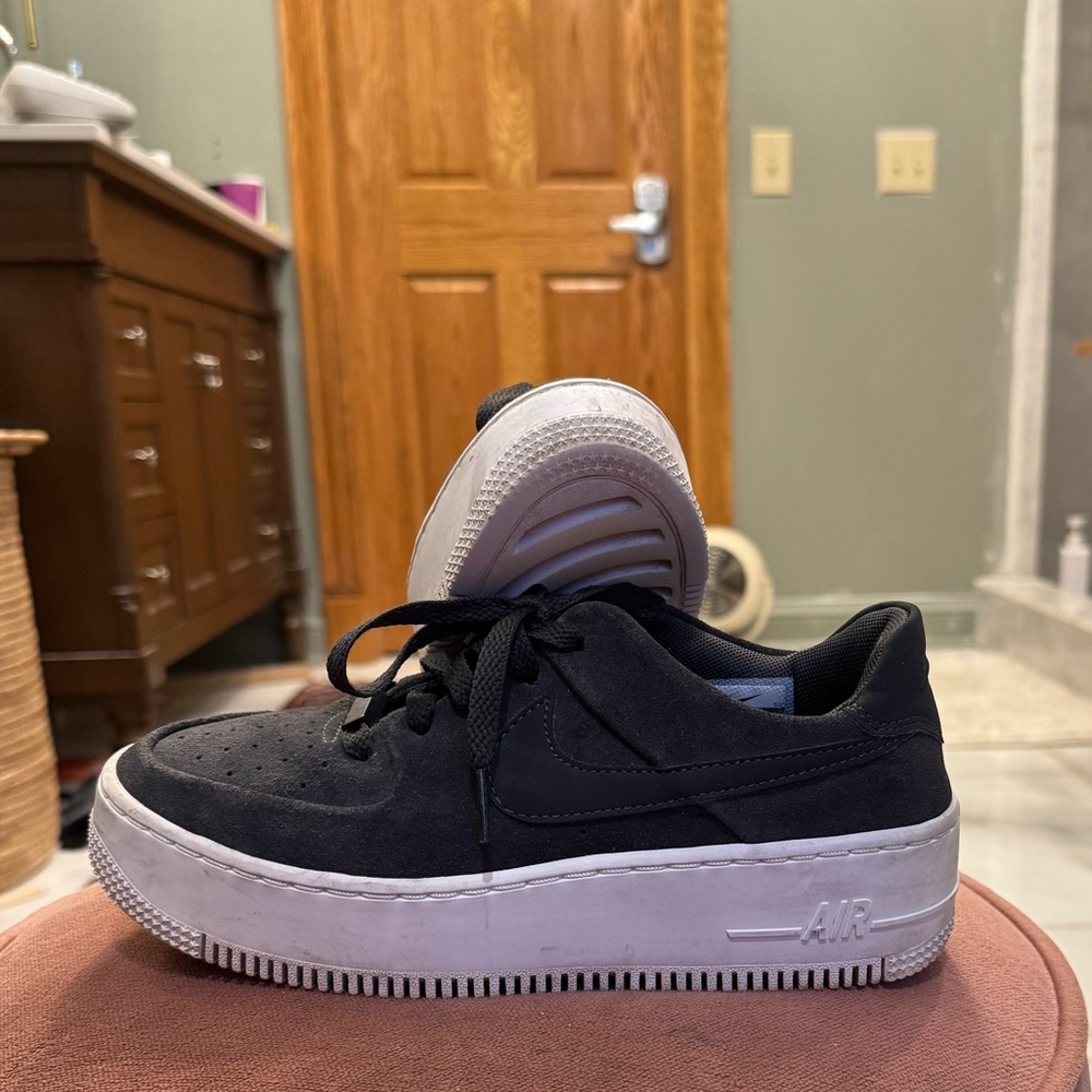 Nike Air Force 1 Sage Low